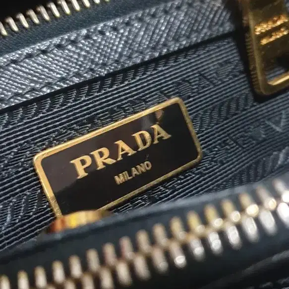 프라다 갤러리아백 PRADA