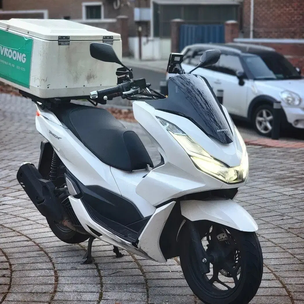 22년식 PCX125 ABS 배달세팅 팝니다