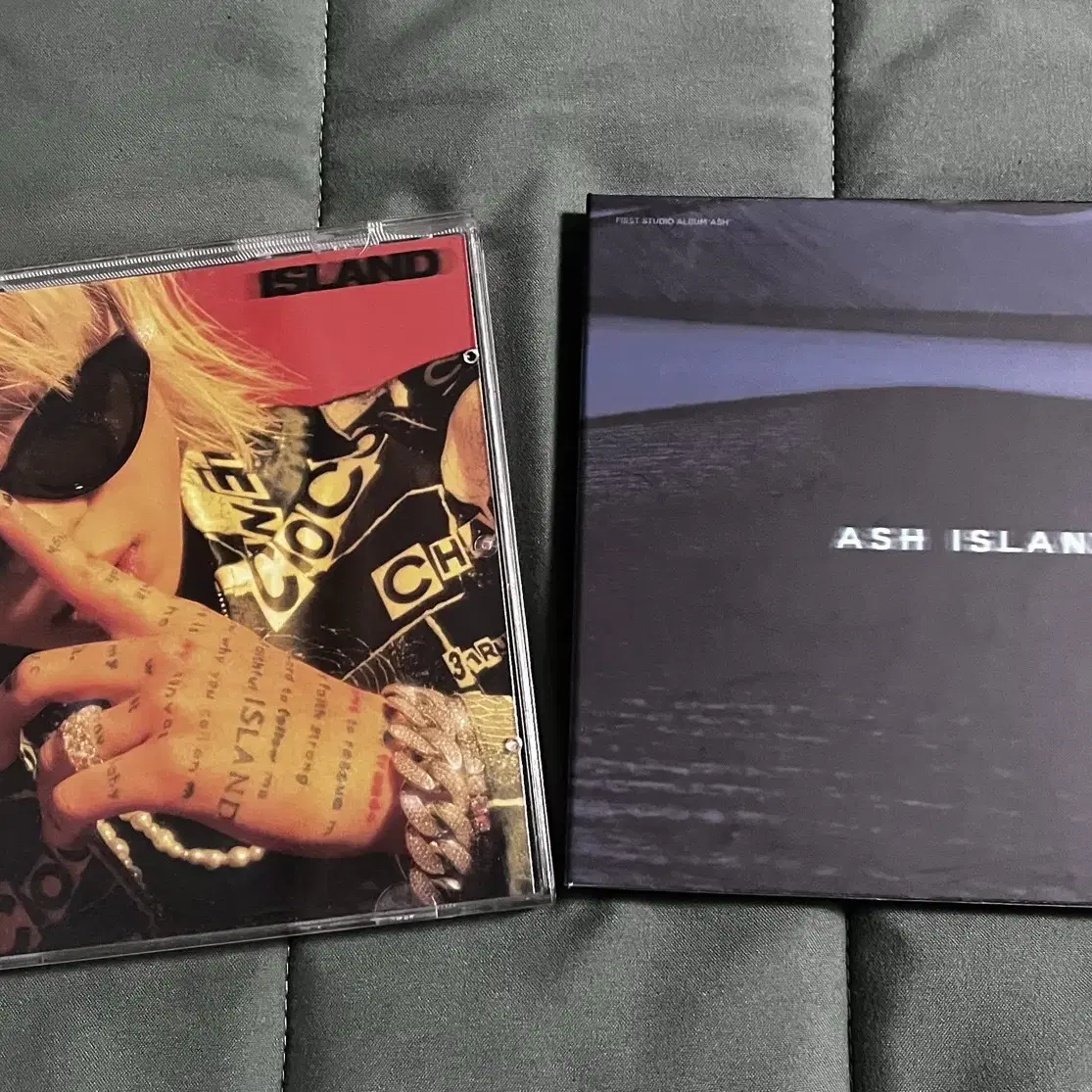 애쉬아일랜드 앨범 ash island