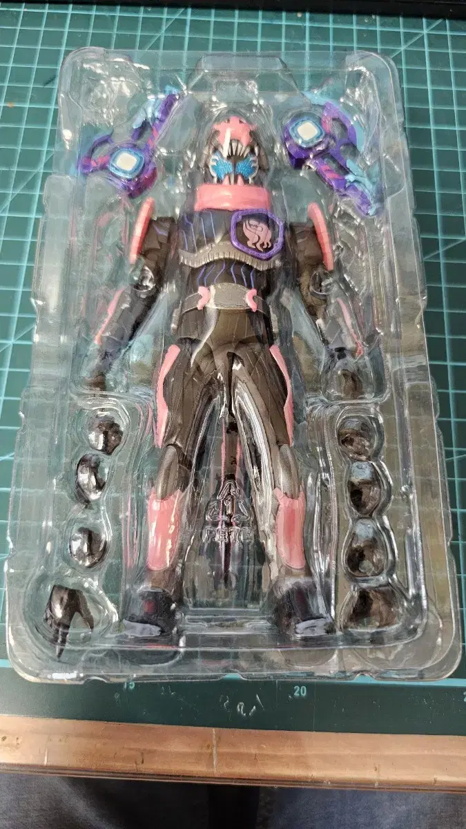 shf 가면라이더 리바이스 팝니다