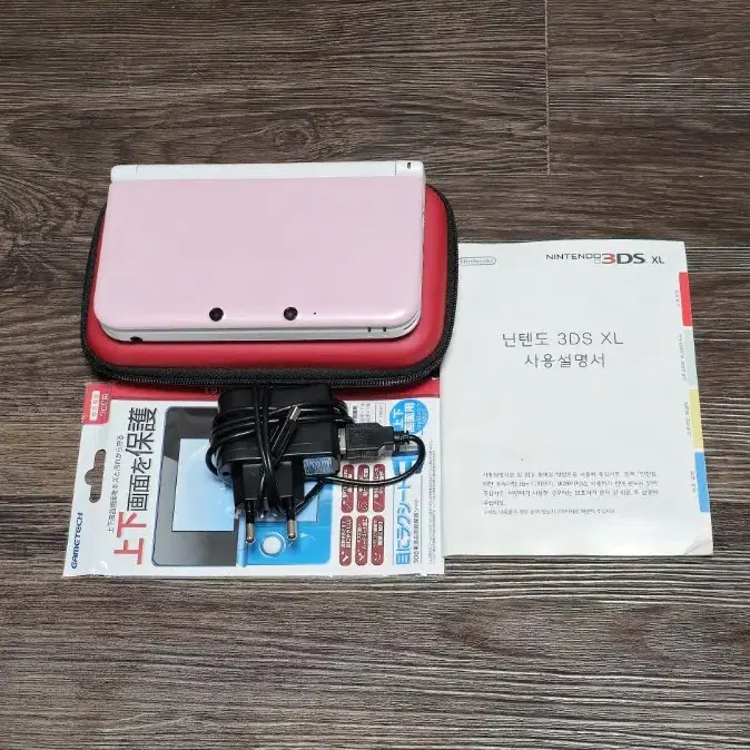 닌텐도 3DS XL 핑크 정발 포켓몬뱅크 내장 (배송 24일까지)