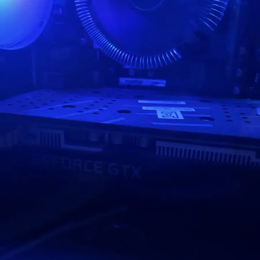 컴퓨터 팔아요 gtx1660super