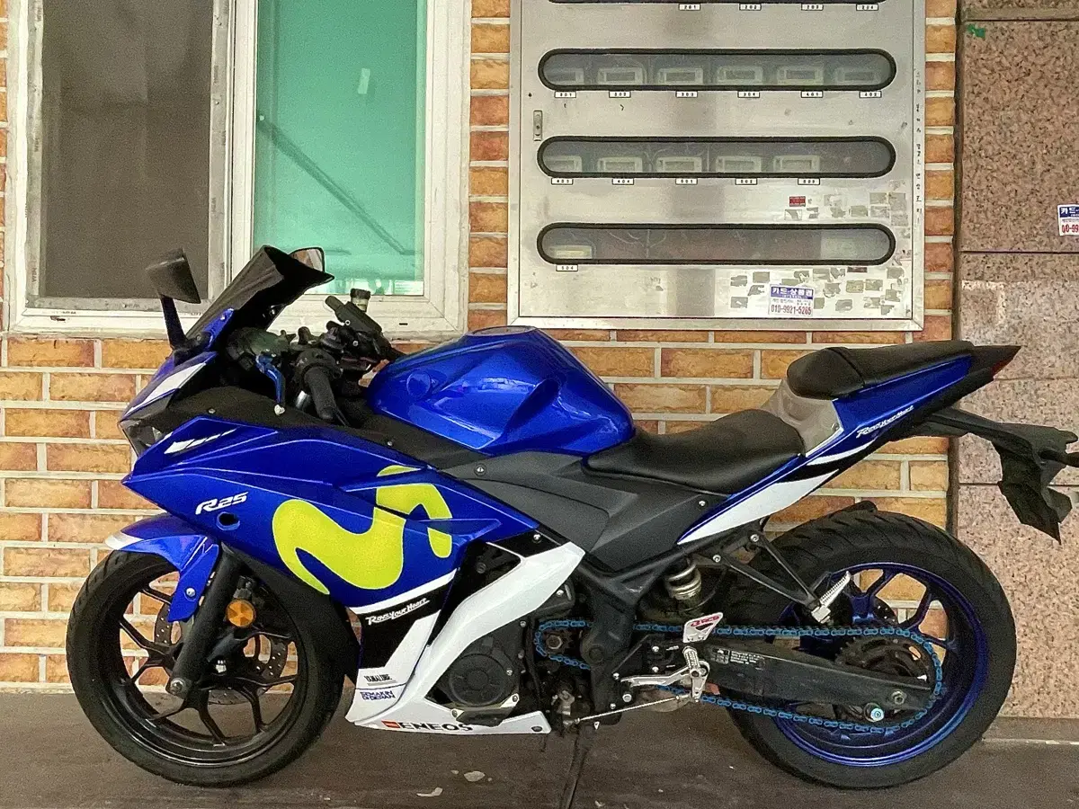 야마하 yzf-r3