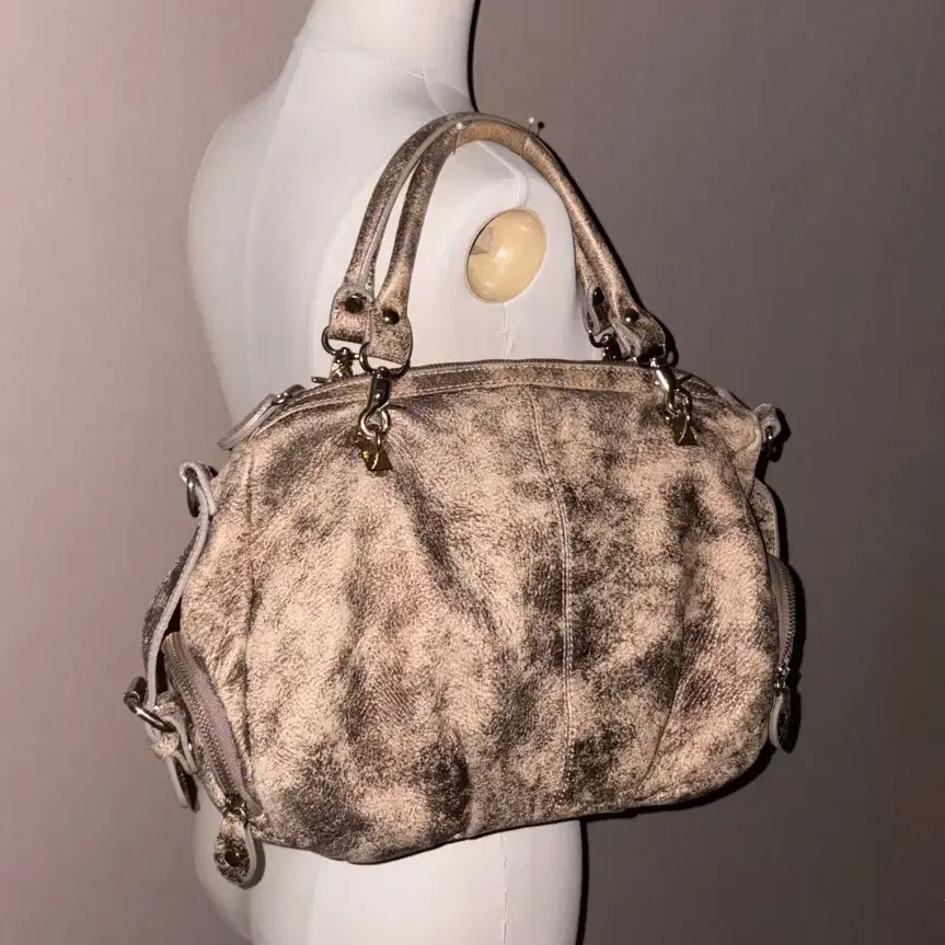 Gold Beige Black Point Vintage Bag