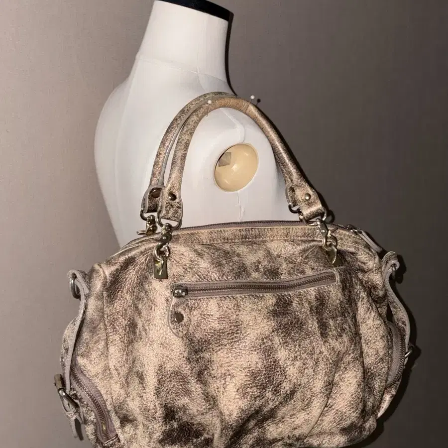 Gold Beige Black Point Vintage Bag