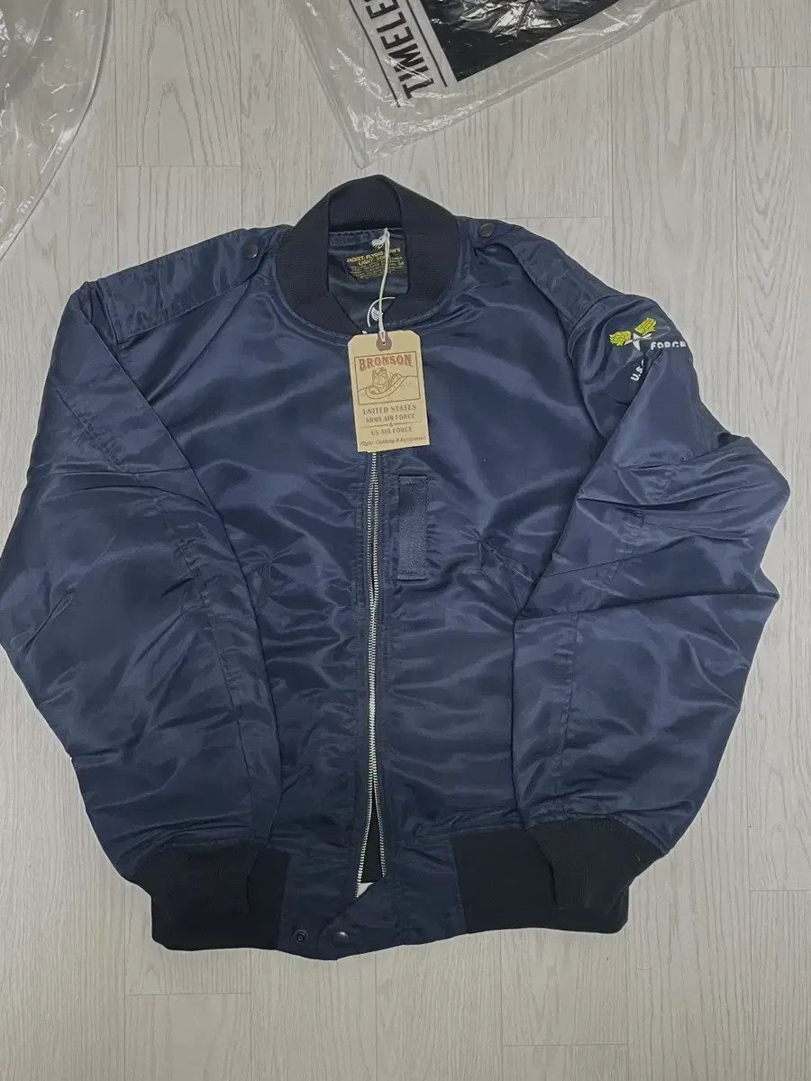 브론슨 L2A jacket 자켓