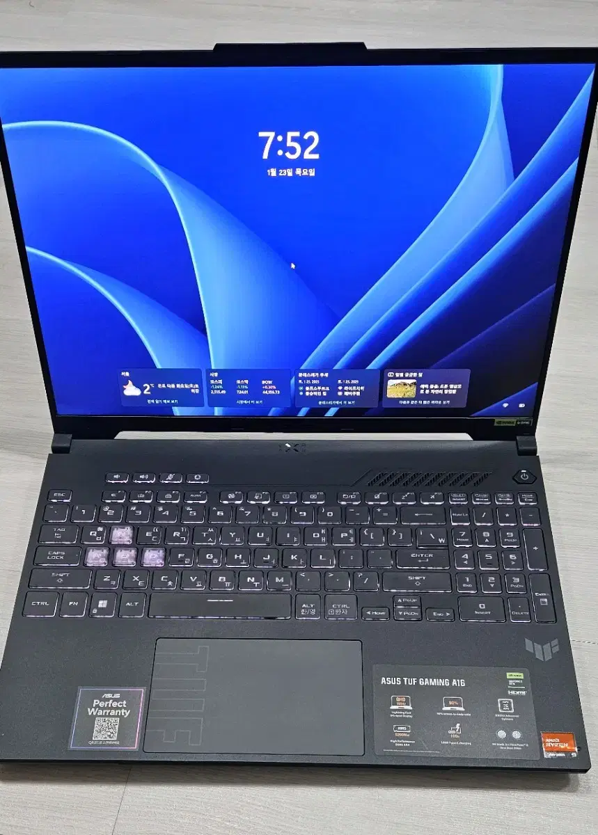 게이밍 asus tuf a16노트북 팝니다.[7845hx, 4070 14