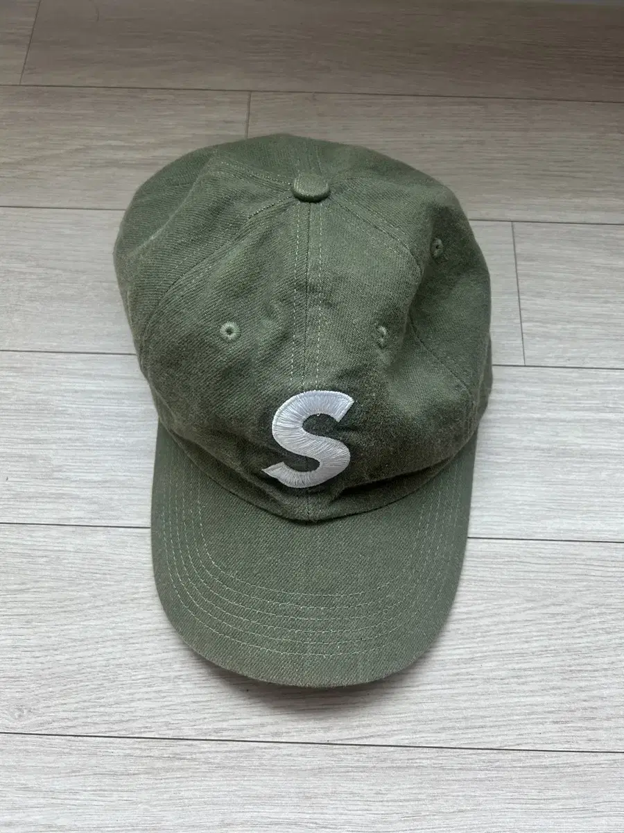 Supreme kevlar denim S logo cap