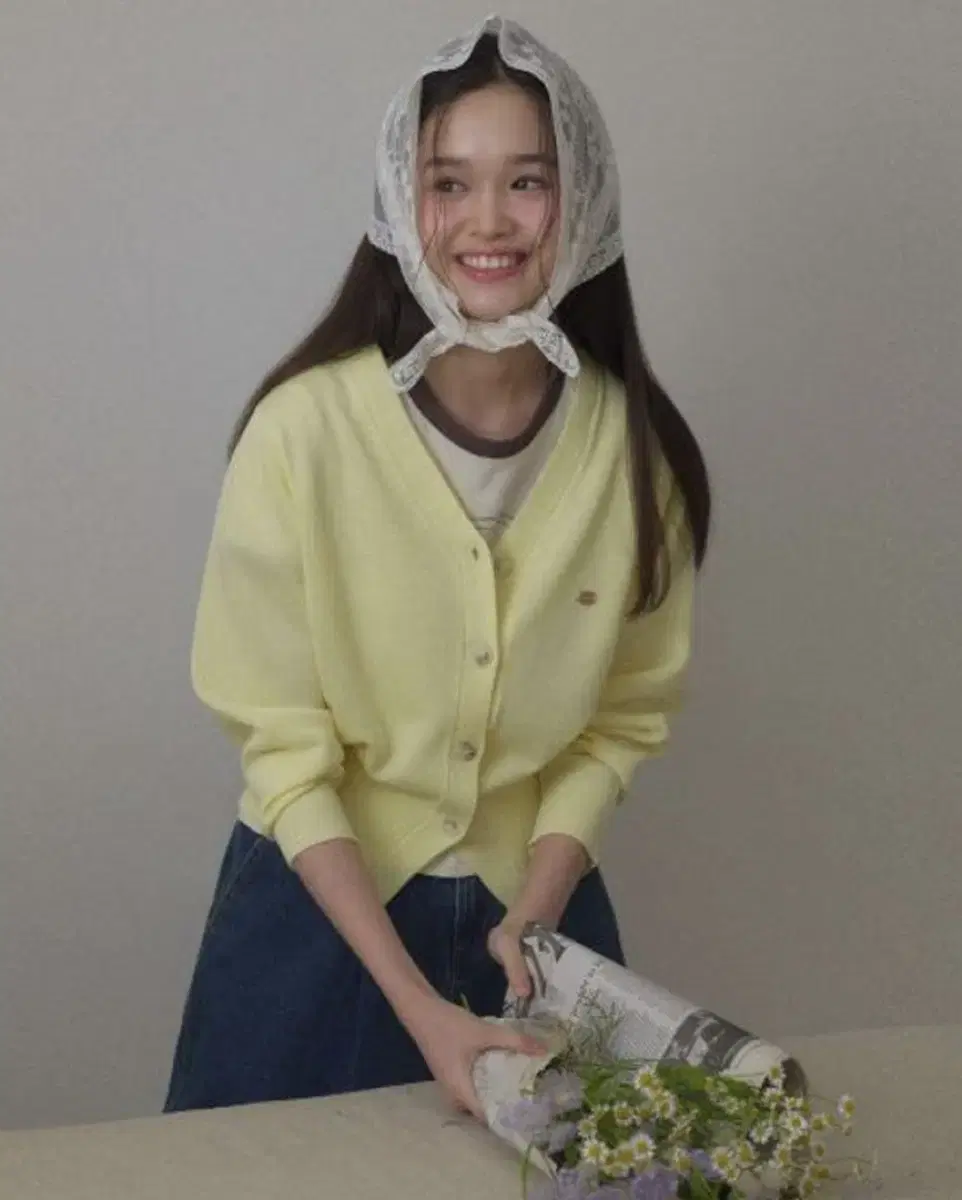 ORO V-Neck Knit Cardigan (Butter Lemon)