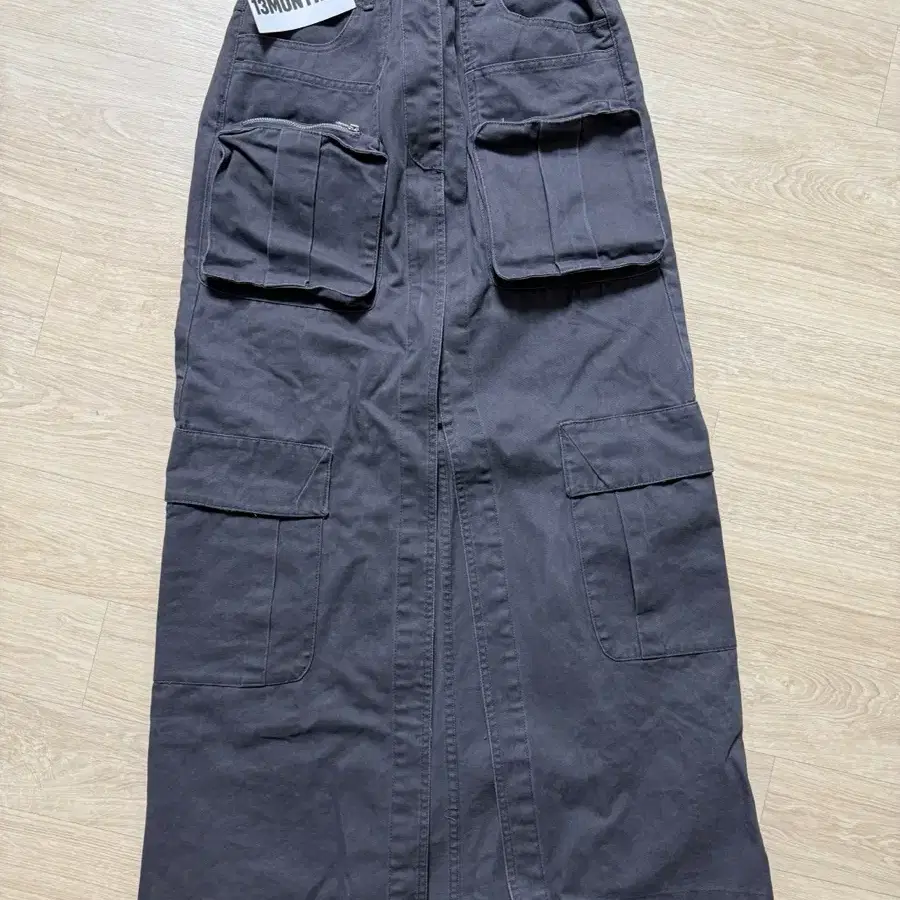 13MONTH Cargo Long Skirt (CHACOAL)