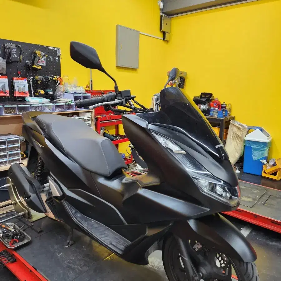 혼다 pcx125 cbs 21년식