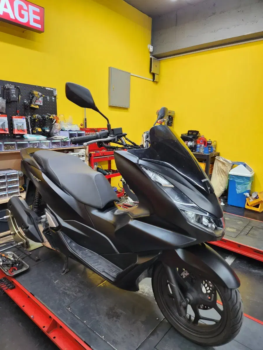 혼다 pcx125 cbs 21년식