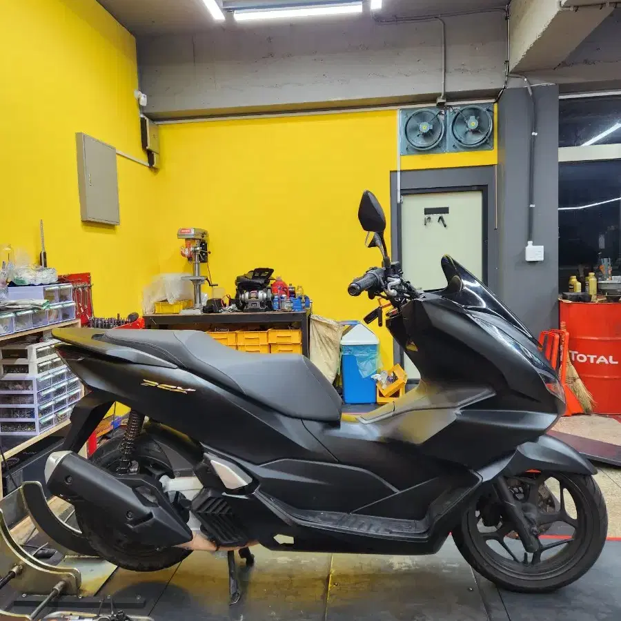 혼다 pcx125 cbs 21년식