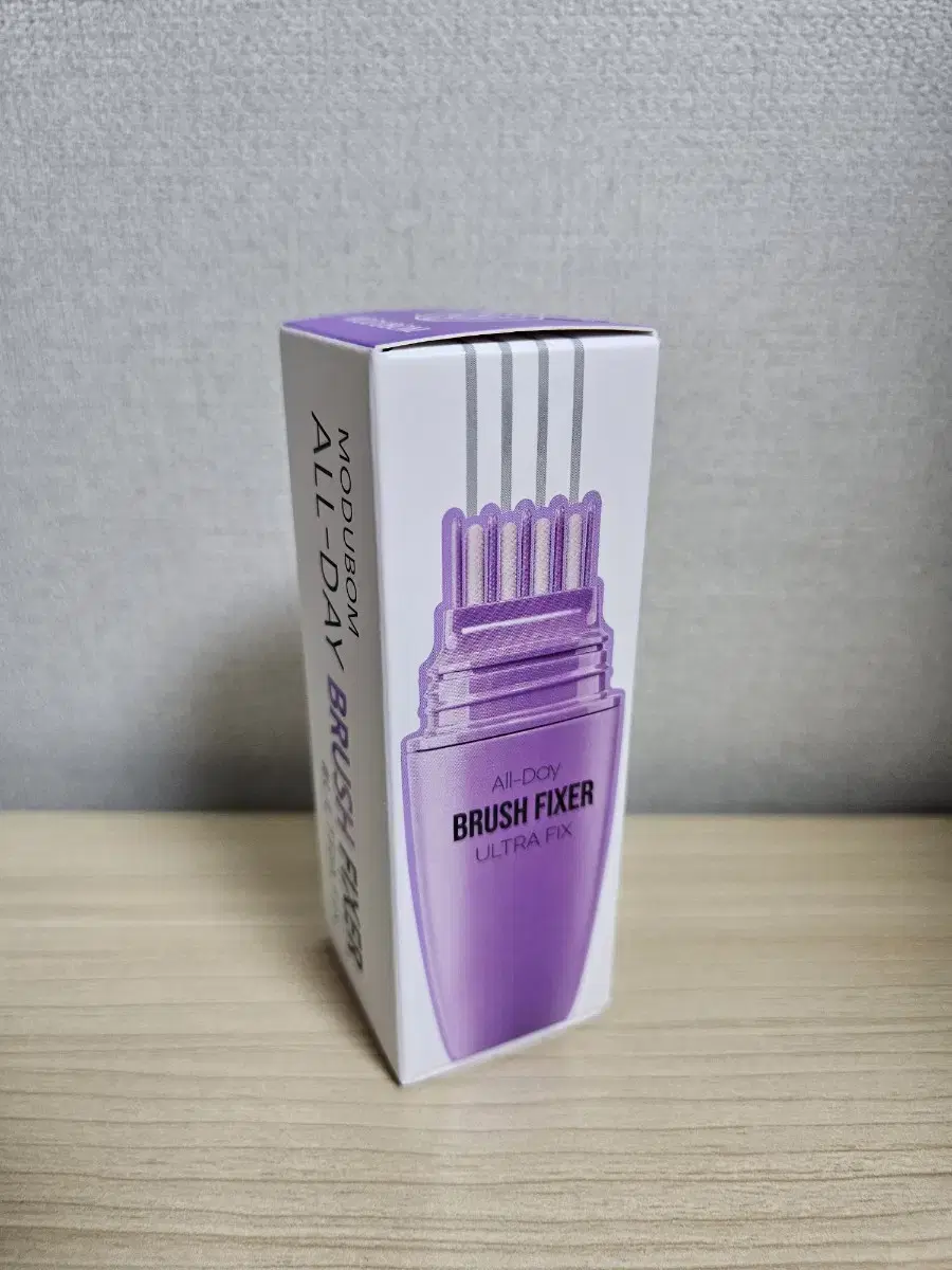 New Product) Brush-type Hair Fixer that does not spray Ultra Fix