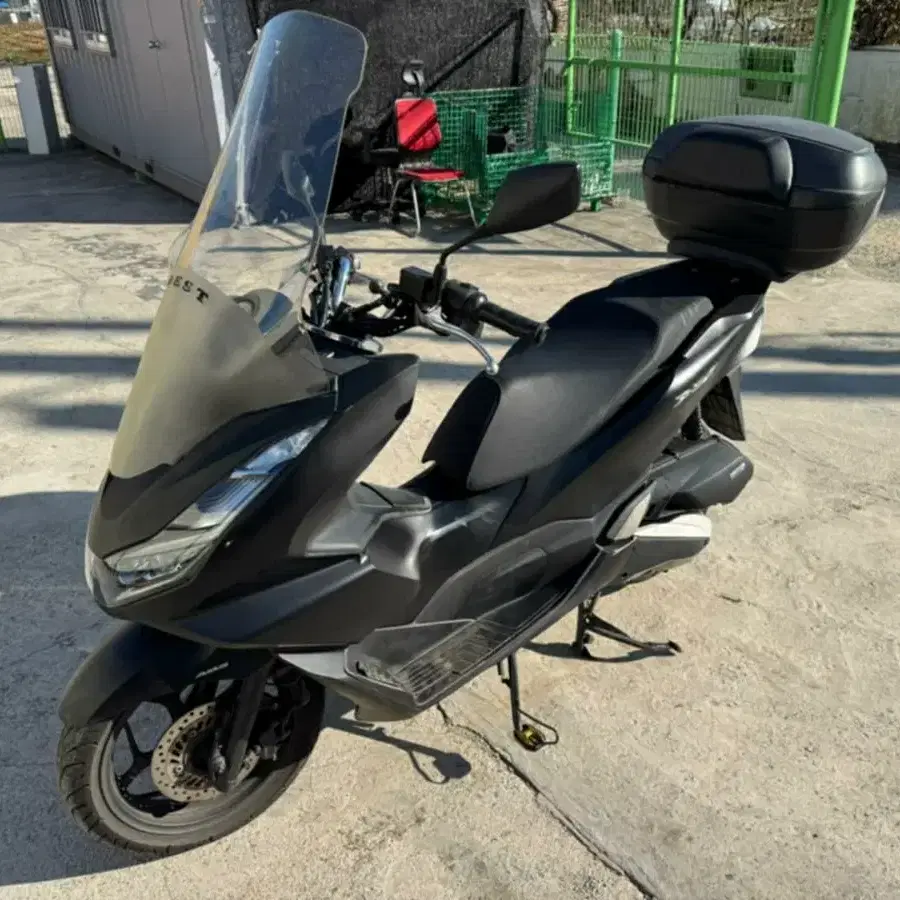 혼다 pcx125 21년식 abs모델 멧블랙 팝니다