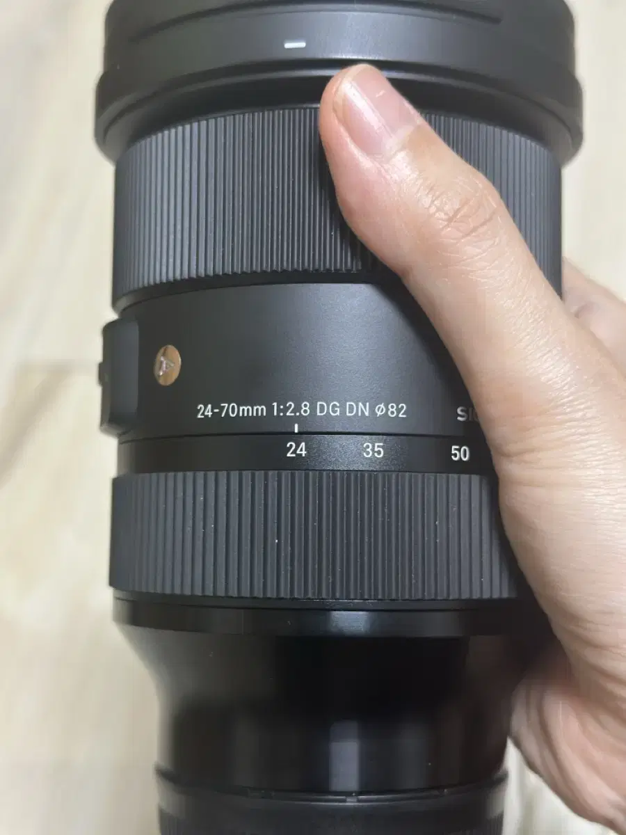 소니 시그마 시계륵 24-70mm f2.8 먼지개선 이전버전