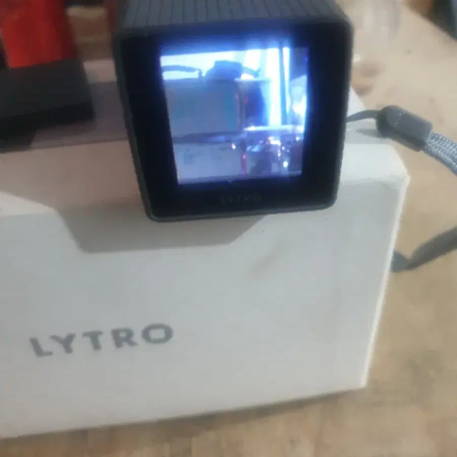 LYTRO  A1 라이트로  카메라 팝니다.