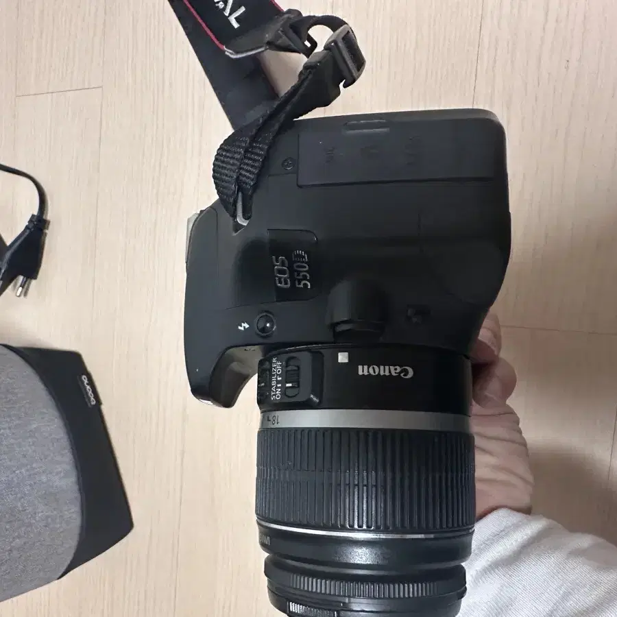 캐논 DSLR 550D+18-55mm 렌즈 18만에 팝니다