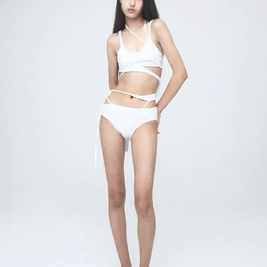 [새상품/ NACHE] WIND LAYERED BIKINI WHITE