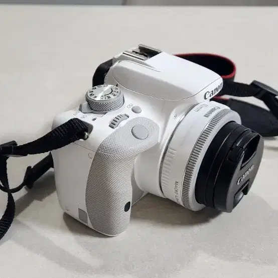 캐논 eos 100d 화이트 블랙렌즈 가방 포함