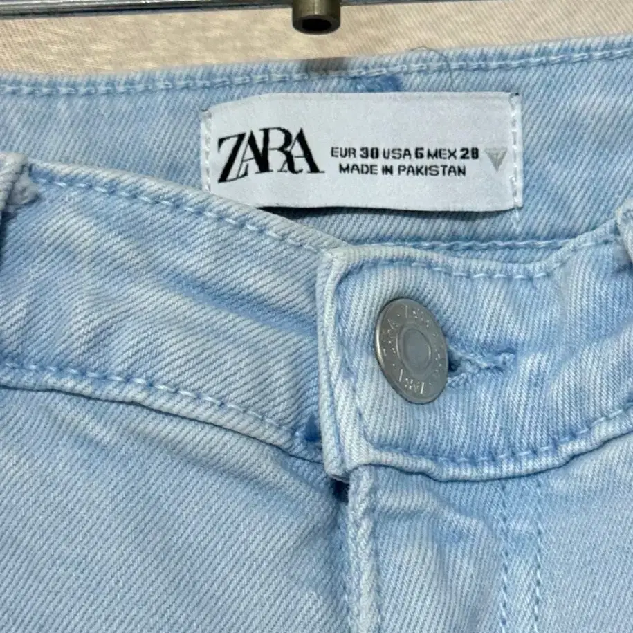 ZARA 청바지