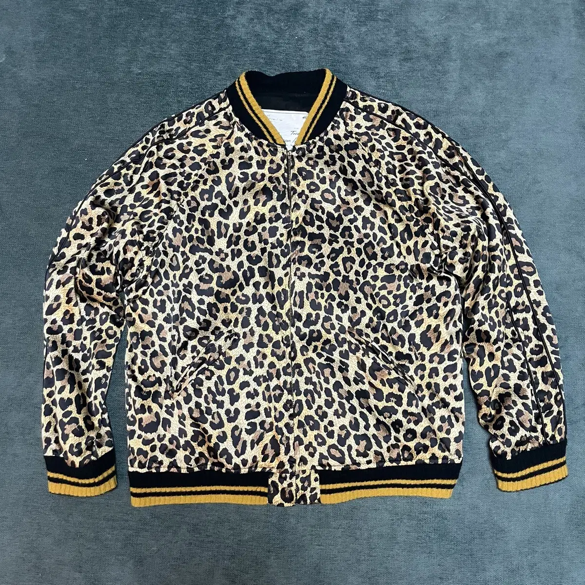 Blindfolded Leopard Blouson