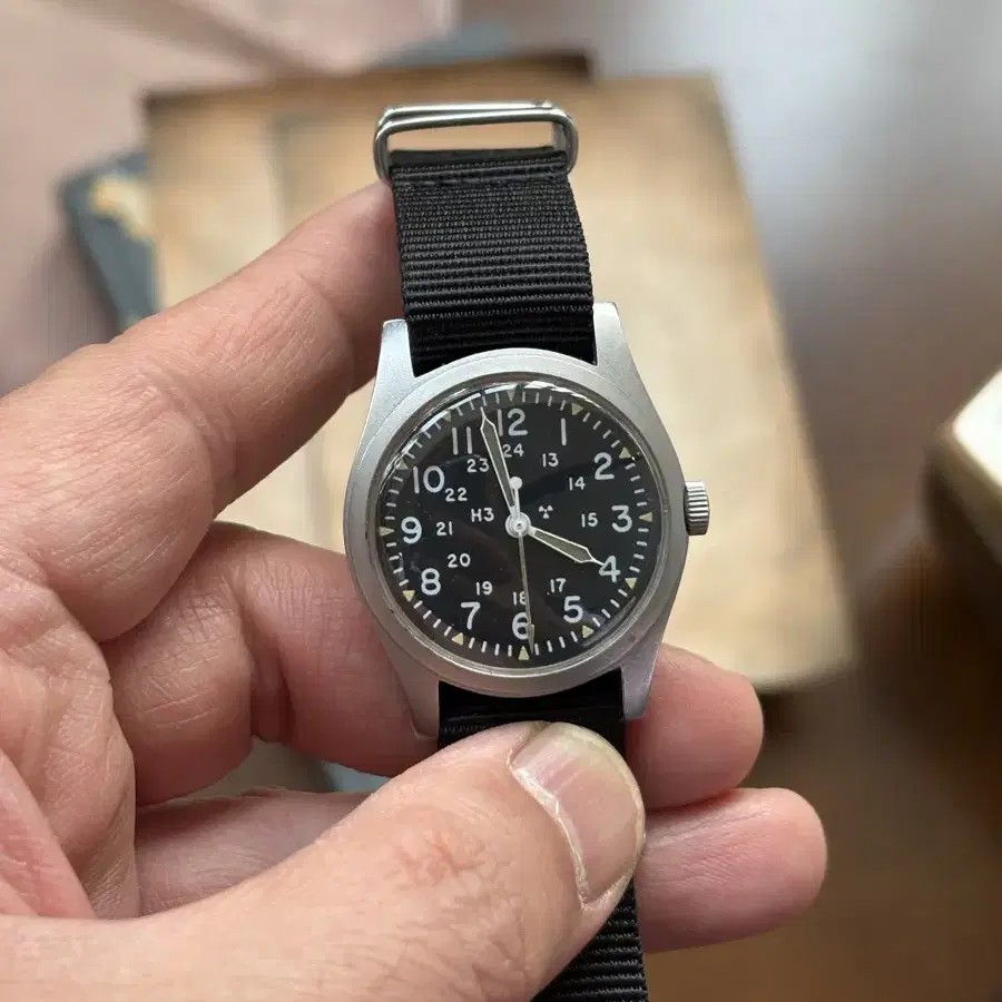 Hamilton mil-46374B