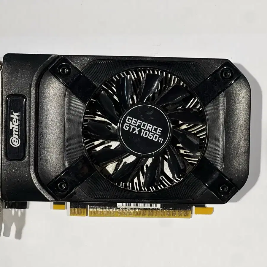 GTX 1050 ti 그래픽