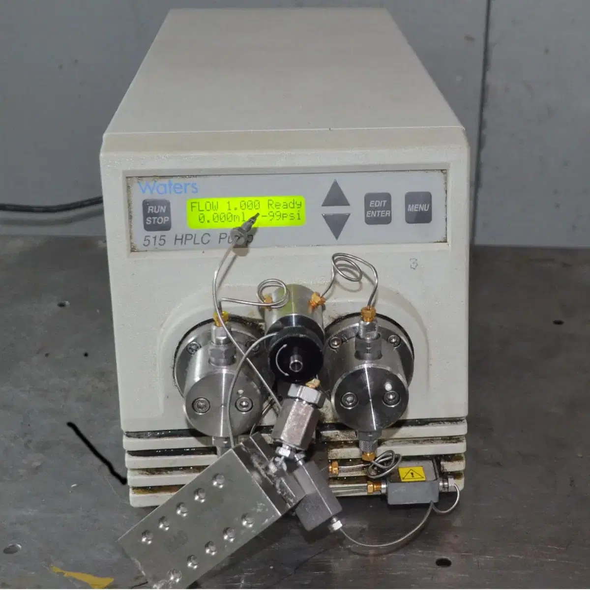 Waters 515 HPLC pump