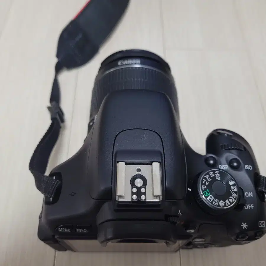 깔끔한 캐논 카메라 EOS 600D 와 18-55렌즈 세트