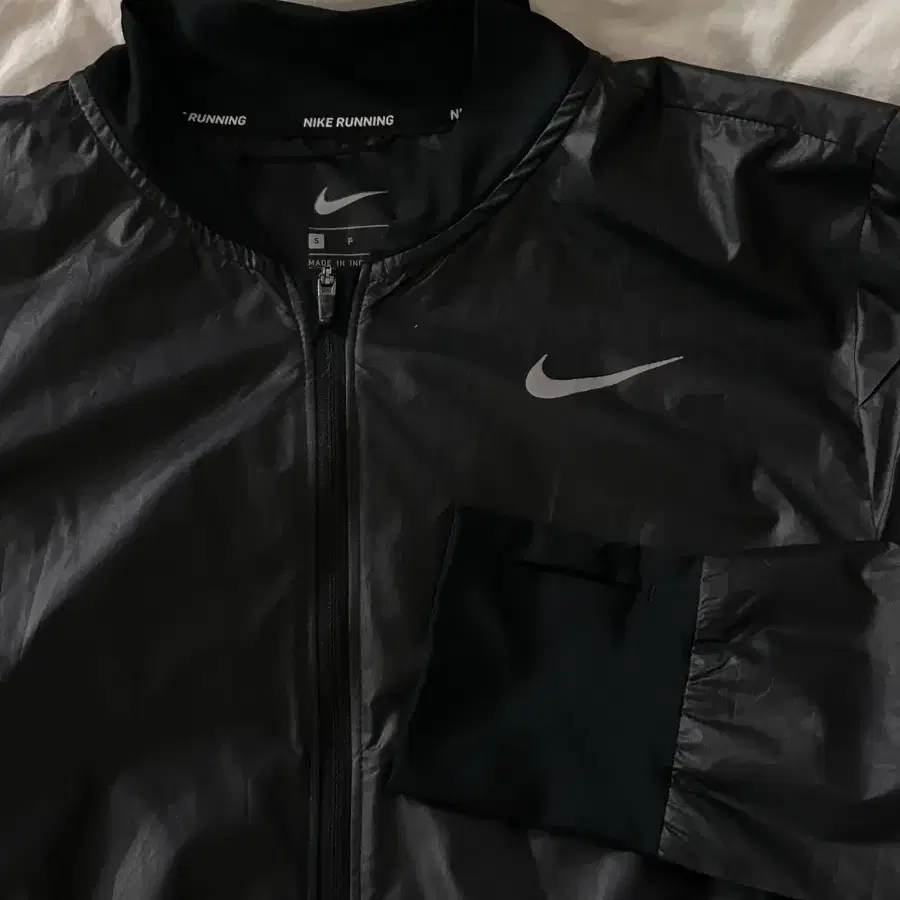 (W) Nike Swoosh Run Running Jacket