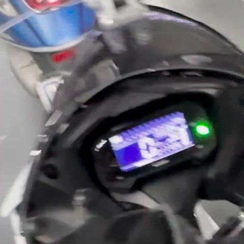 개인)스즈키 gsxr125 23년식 만키로대 판매합니다