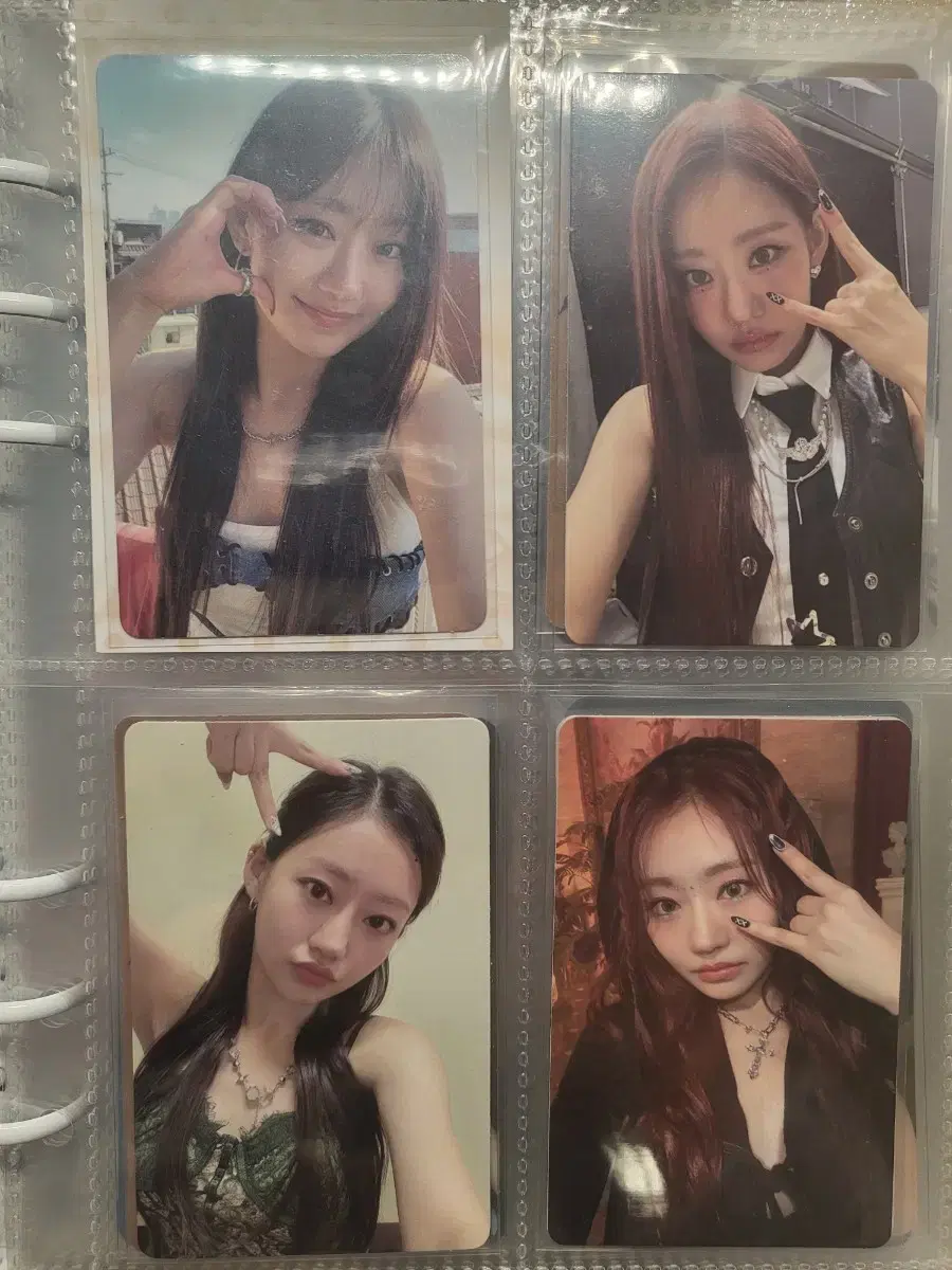 There are a lot of pictures!) kiss of life photocard I'm selling!