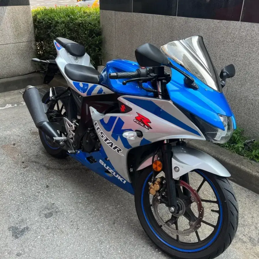 스즈키 gsxr125 스페셜 카울 한정판