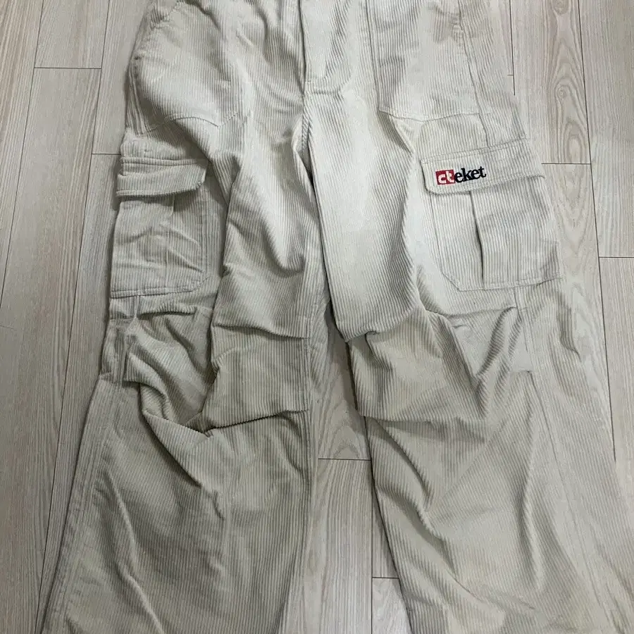 TEKET Plan Corduroy Pants 테켓 코듀로이팬츠 크림