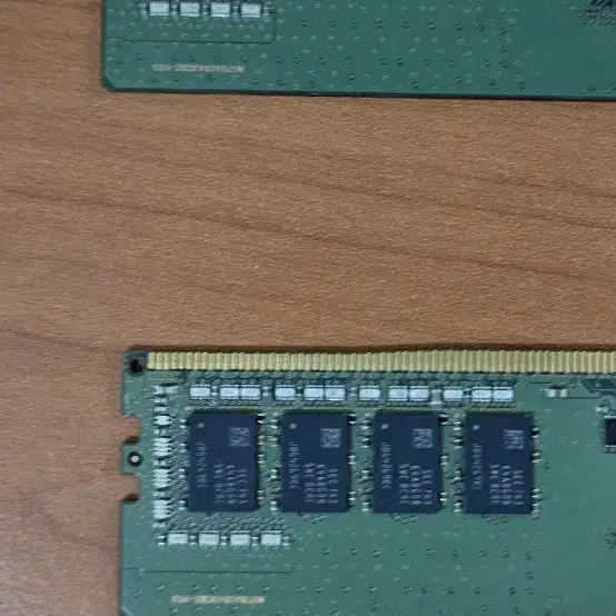 DDR4 8GB RAM 판매합니다