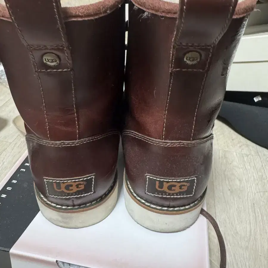 42 270 어그 ugg 남자어그 부츠 팔아요