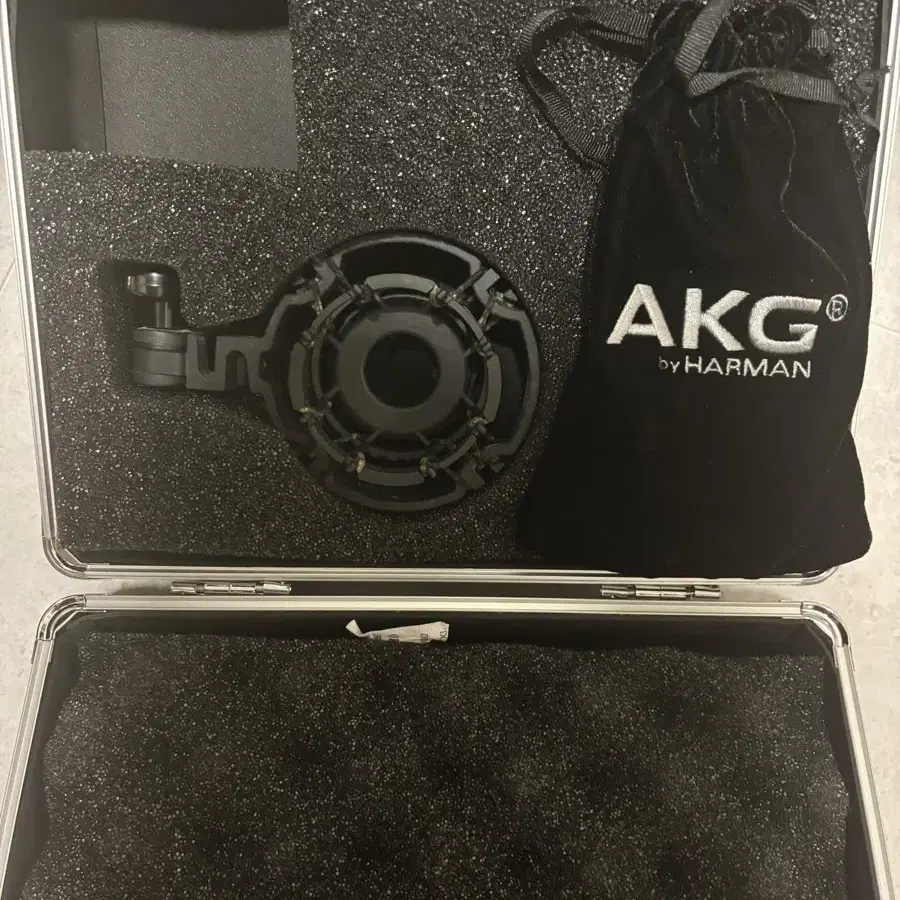 AKG c414 XLII 콘덴서마이크