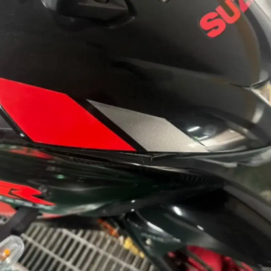 스즈키 gsxr125 검빨 낮은 키로수