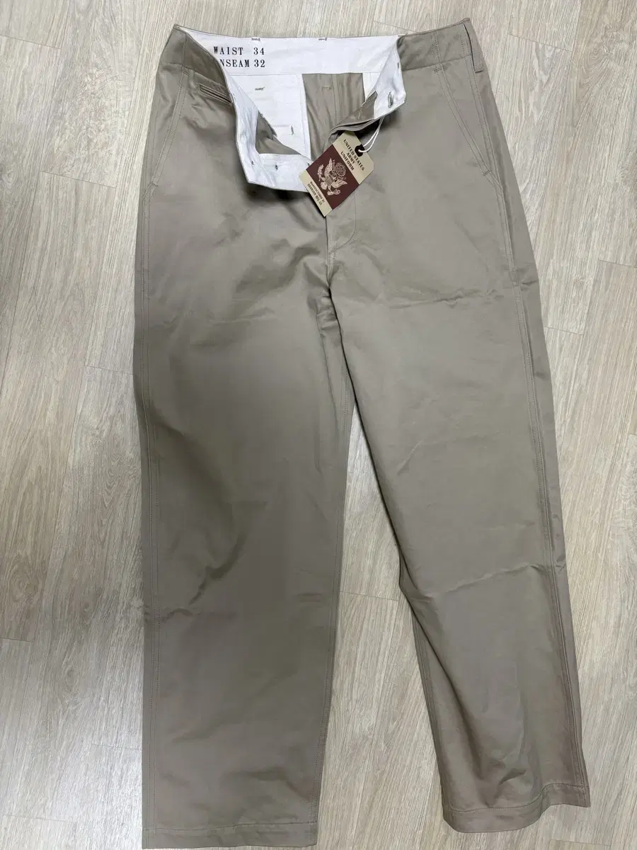 브론슨 1942 US Army Chino Trousers Khaki.