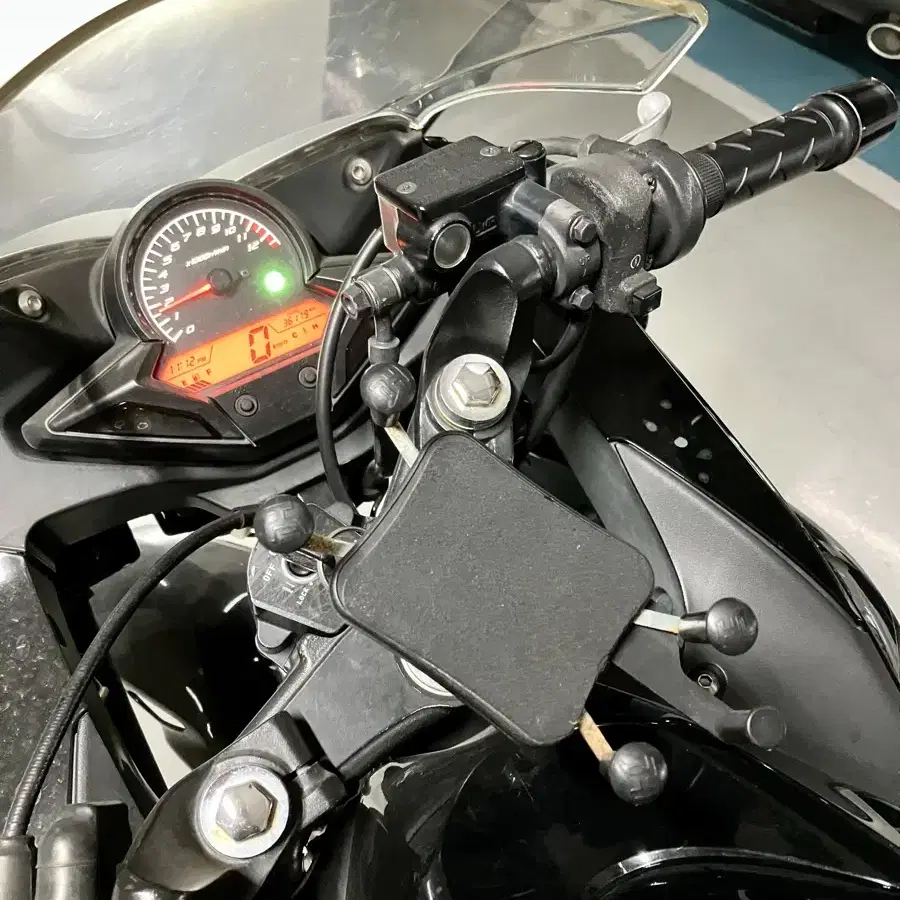 혼다 CBR125R 16년식 판매합니다