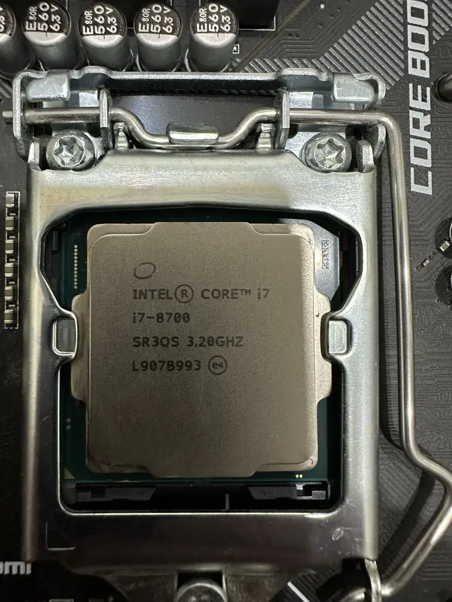 i7 8700 cpu 정품 쿨러 포함