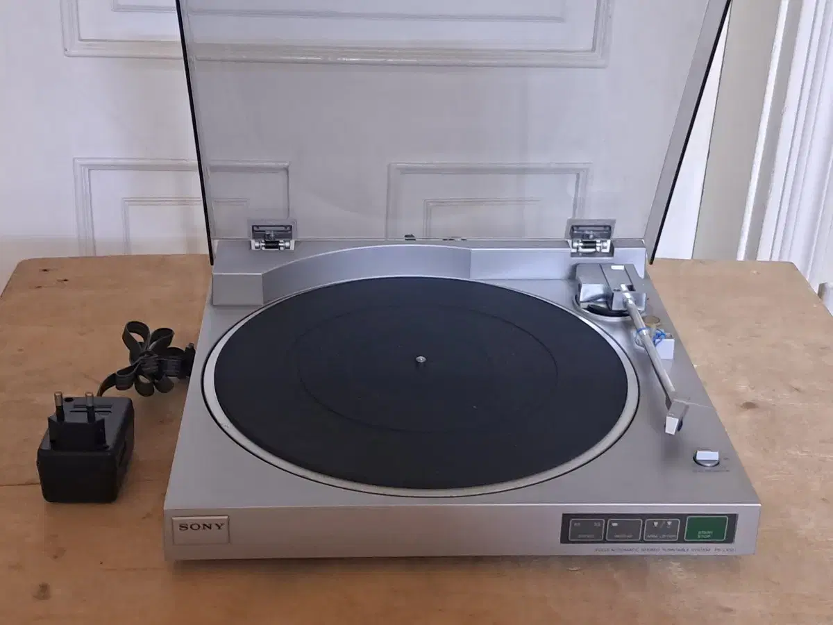 SONY TURNTABLE PS-LX10