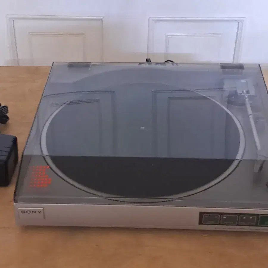 SONY TURNTABLE PS-LX10