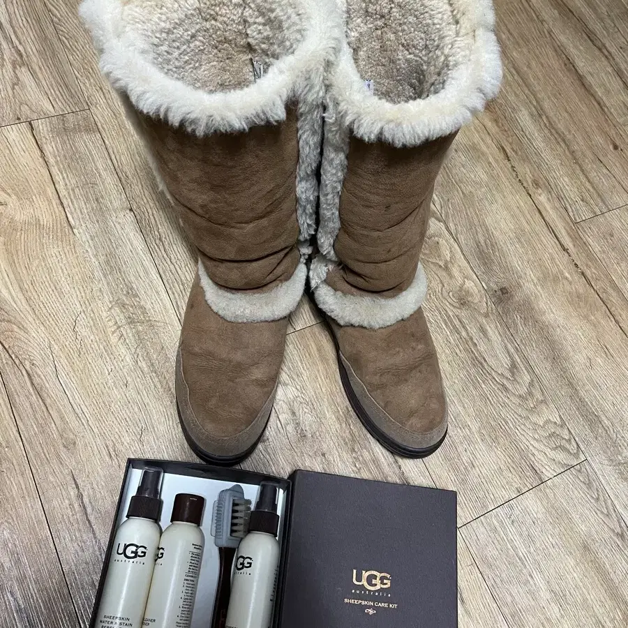 어그 썬댄스 톨 UGG sundance Tall 선댄스 썬버스트 체스트넛