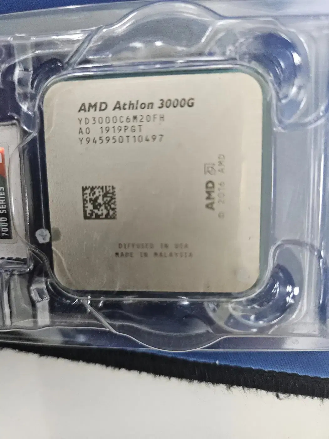 AMD 애슬론 3000G CPU 기본쿨러 포함 판매합니다.