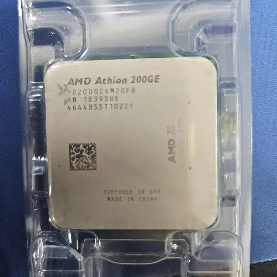 AMD 애슬론 200GE CPU 기본쿨러포함 판매합니다.