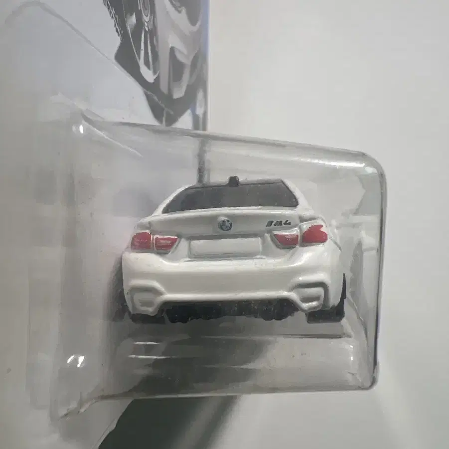 핫휠 BMW M4