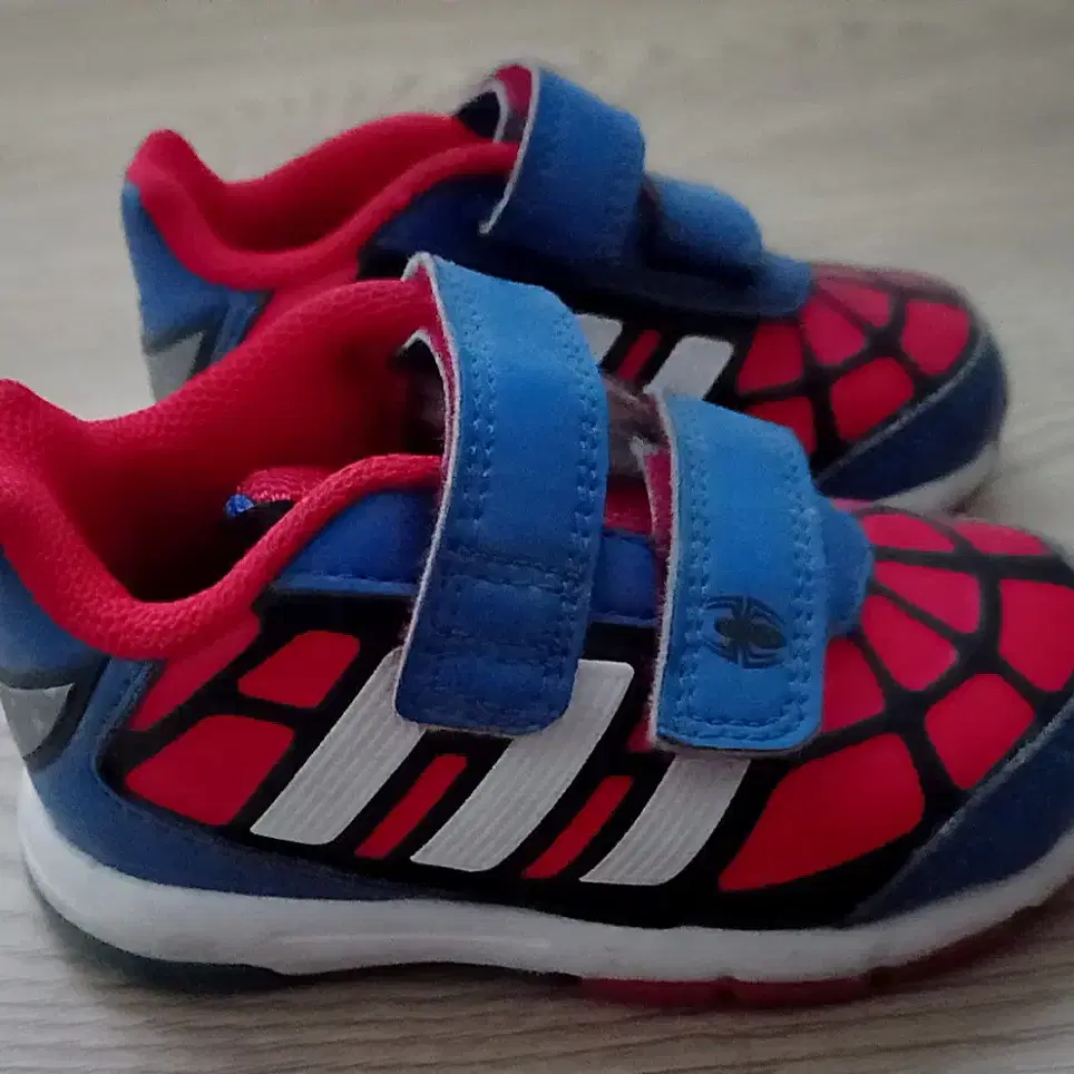 MAVEL ADIDAS 마블 아디다스 스파이더맨 키즈 아동화