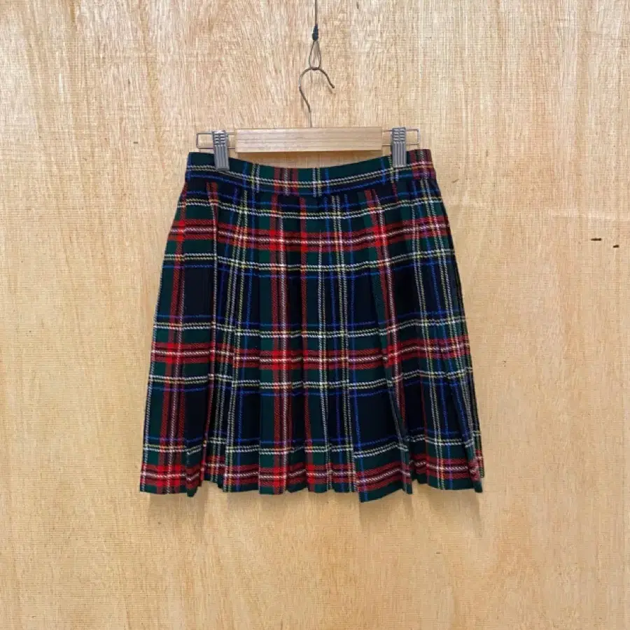 BENETTON wool wrap skirt